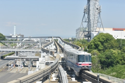 分岐器ビュースポット 万博記念公園駅コンコース東側